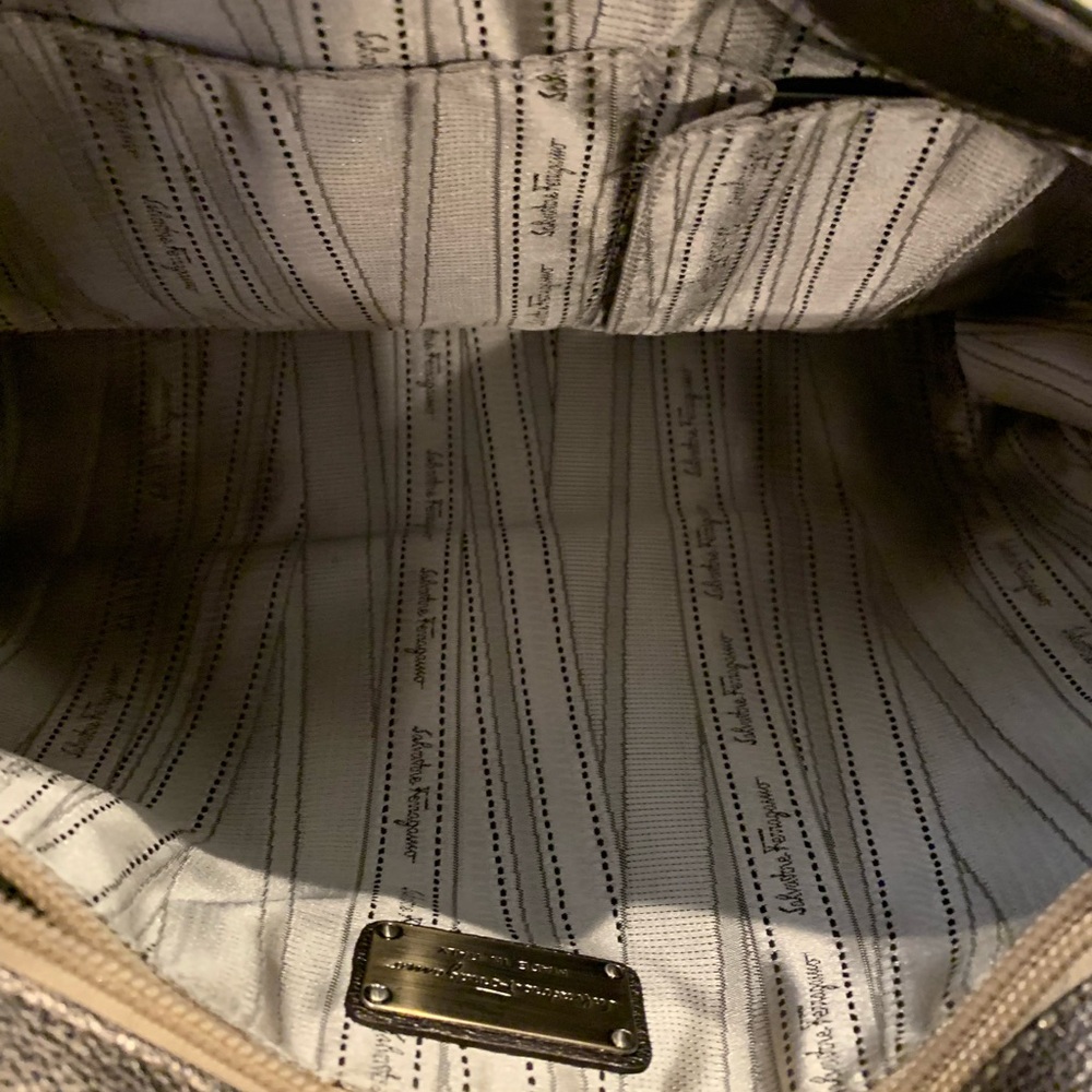 Salvatore Ferragamo handbag - Picture 6 of 7
